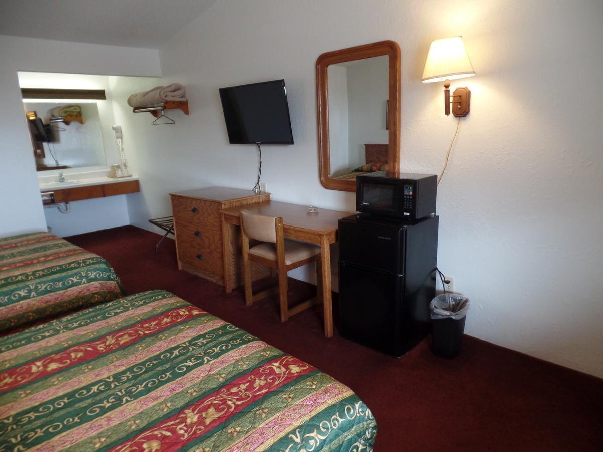 Dakota Country Inn Platte Екстериор снимка